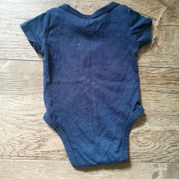 5/$10 Puma baby boy onesie size 0-3 m - Picture 2 of 3